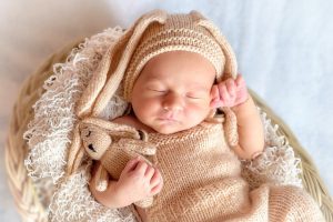 Slaap heerlijk: een diepe duik in de wereld van bedden, materialen, accessoires en gezondheidseisen